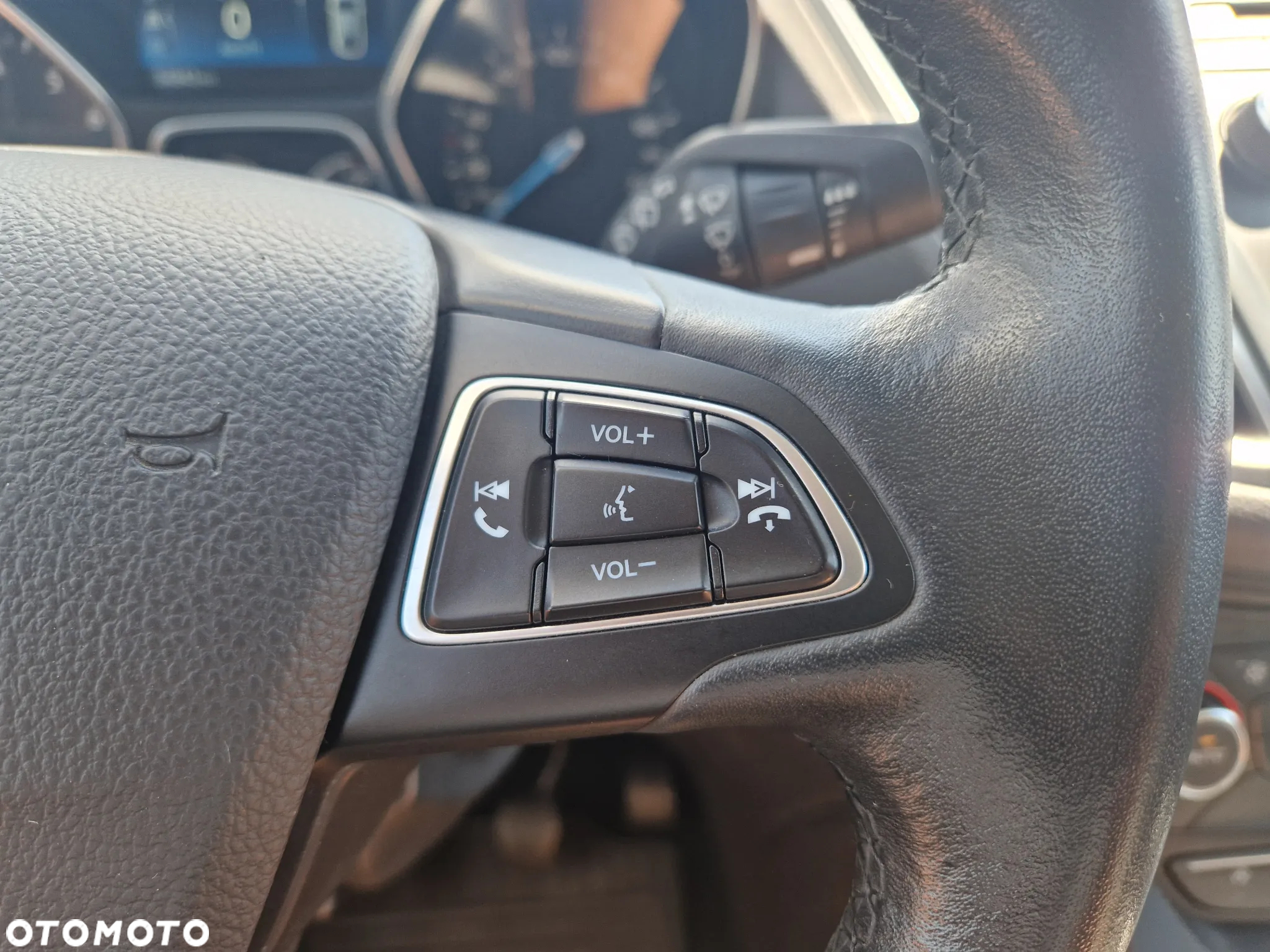 Ford Grand C-MAX - 15