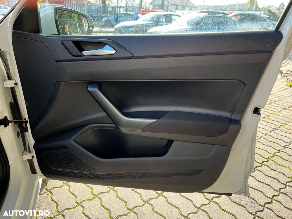 Volkswagen Polo 1.0 Trendline - 34