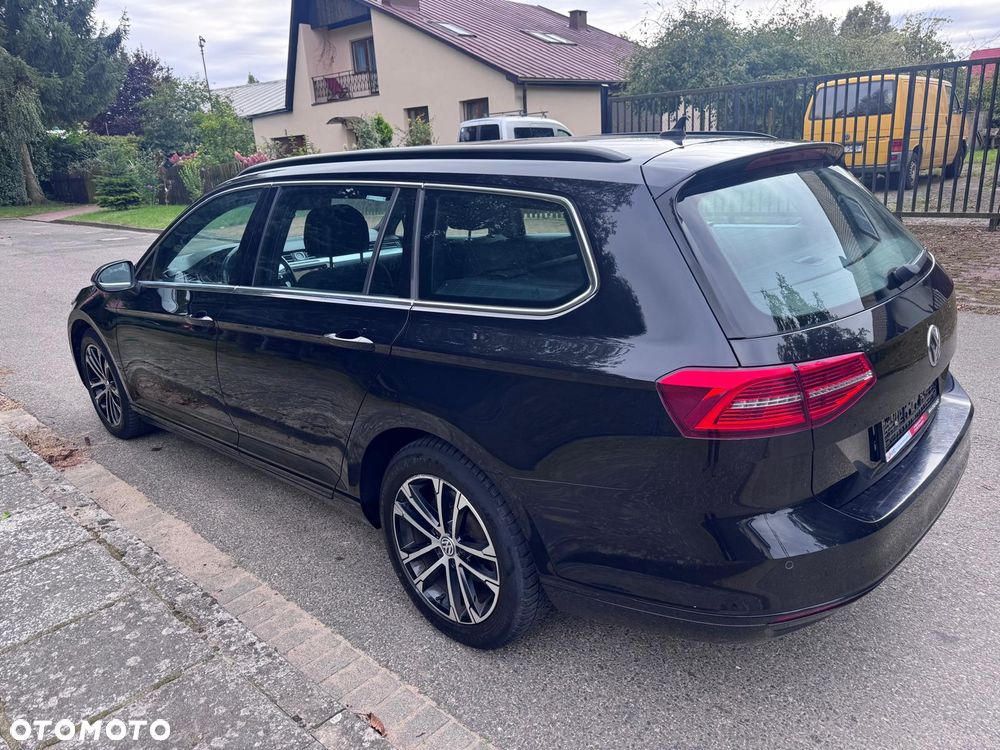Volkswagen Passat 2.0 TDI SCR Elegance - 6