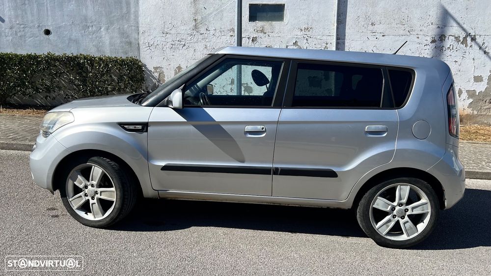 Kia Soul 1.6 CRDi EX - 22