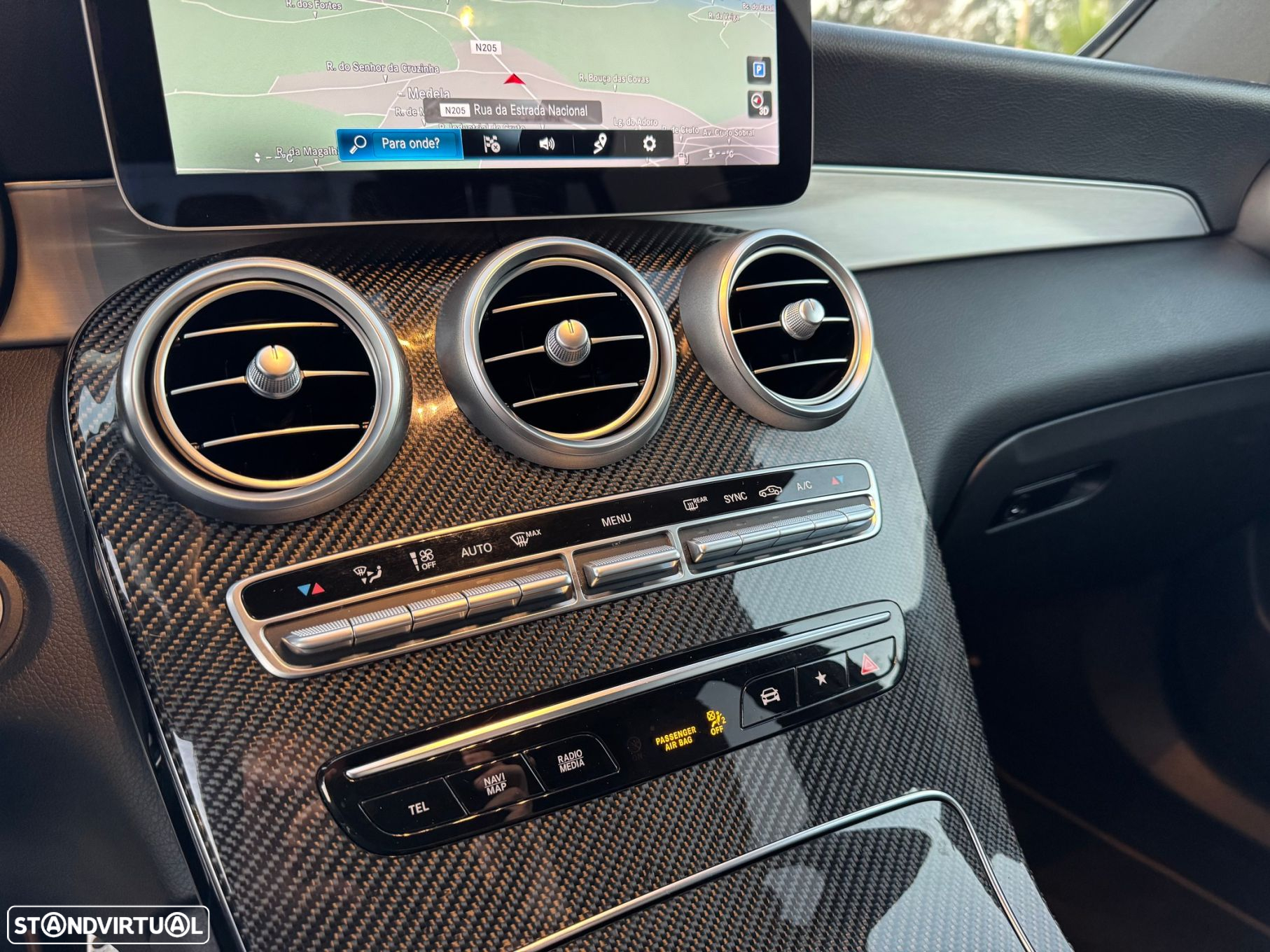 Mercedes-Benz GLC 220 d 4Matic 9G-TRONIC AMG Line - 12