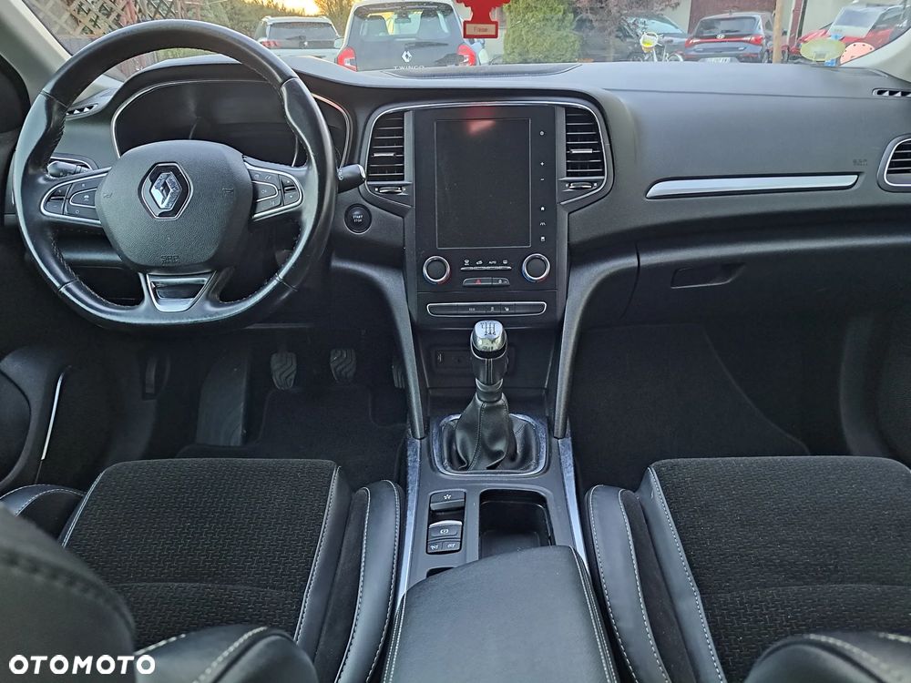 Renault Megane - 11