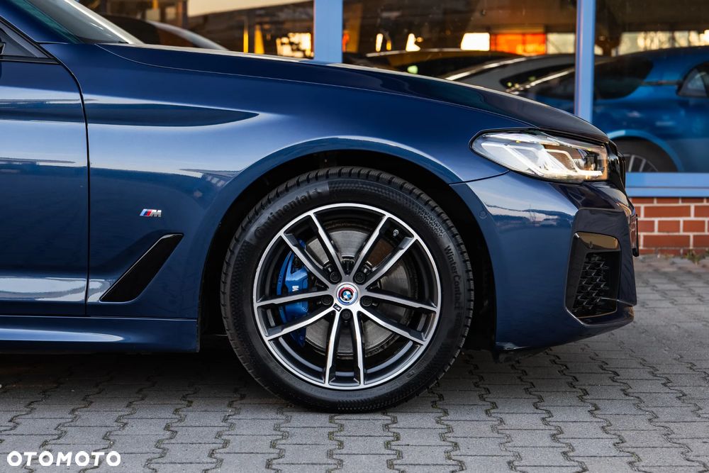 BMW Seria 5 520d xDrive M Sport sport - 10