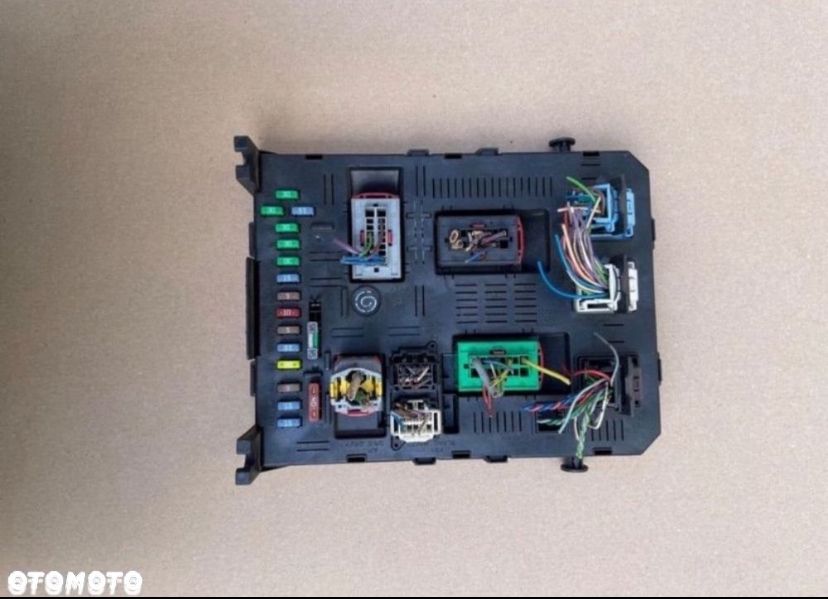 9660105986 moduł skrzynka bsi Peugeot 307 Citroen