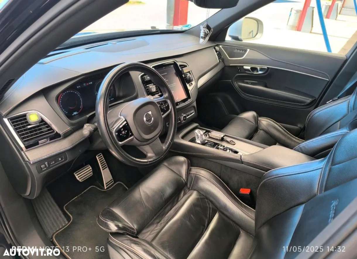 Volvo XC 90 - 12
