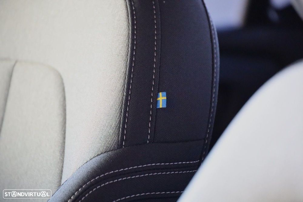 Volvo XC 40 2.0 B3 Core - 10