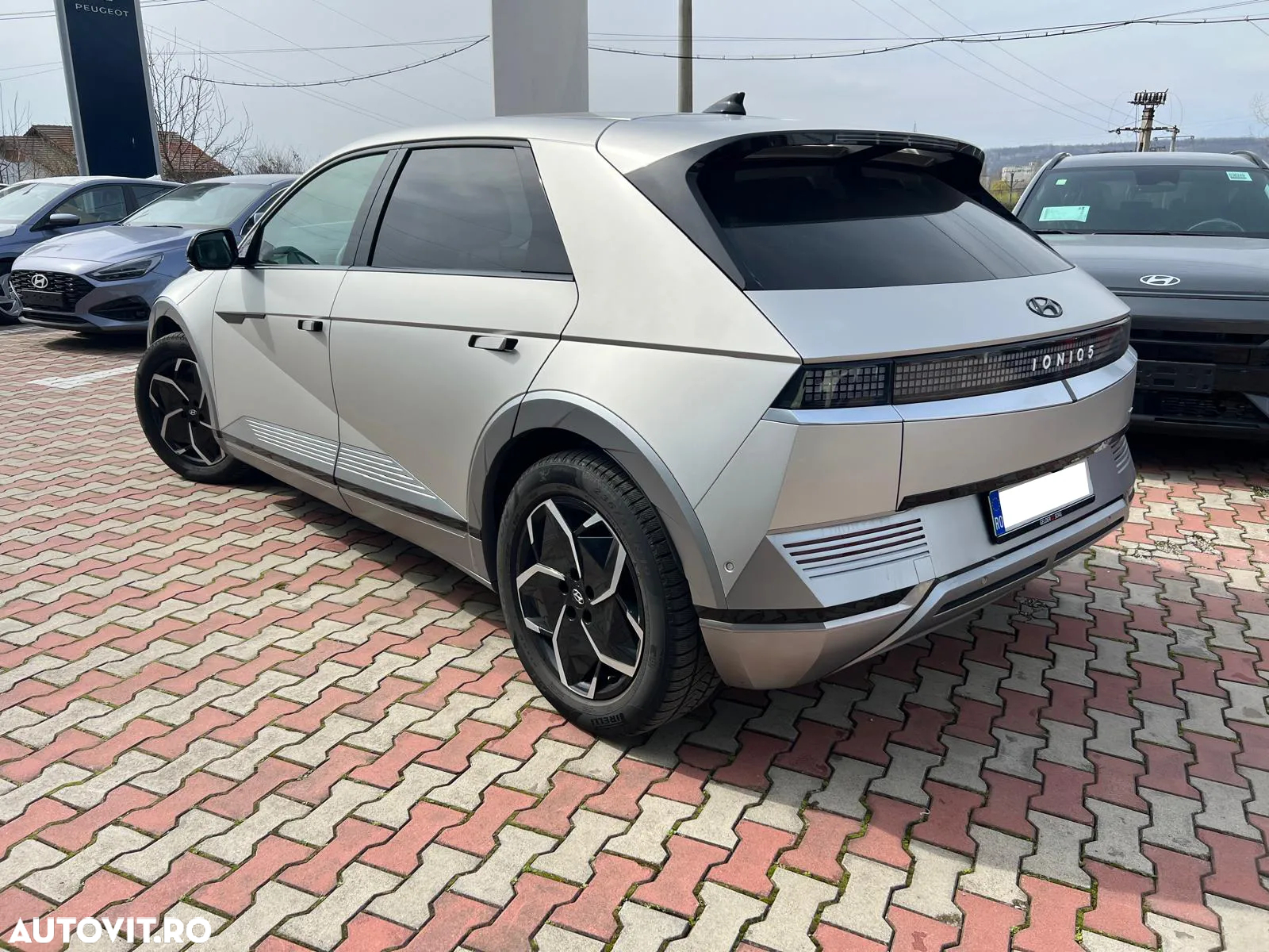 Hyundai IONIQ 5 325 CP 77 kWh 4WD Luxury - 3
