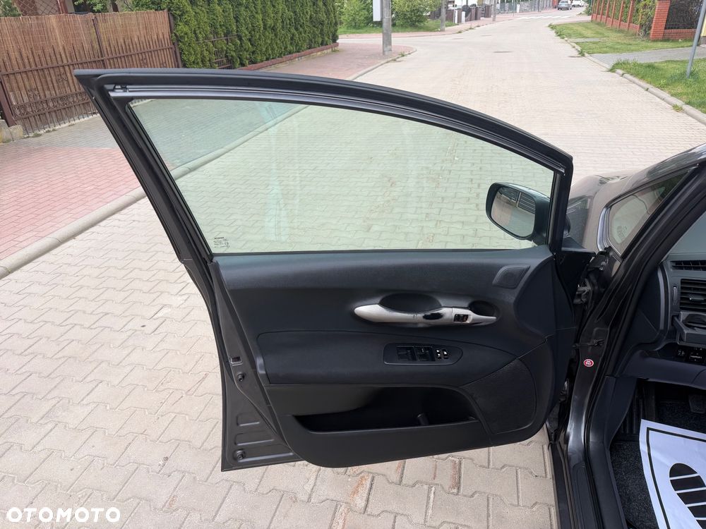 Toyota Auris 1.33 VVT-i Edition - 29