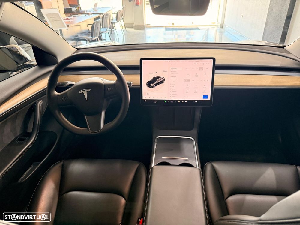 Tesla Model 3 Standard RWD Plus - 14