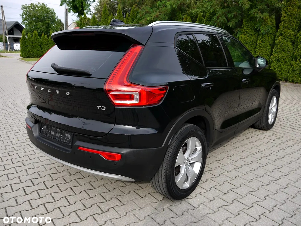 Volvo XC 40 T3 Momentum - 5