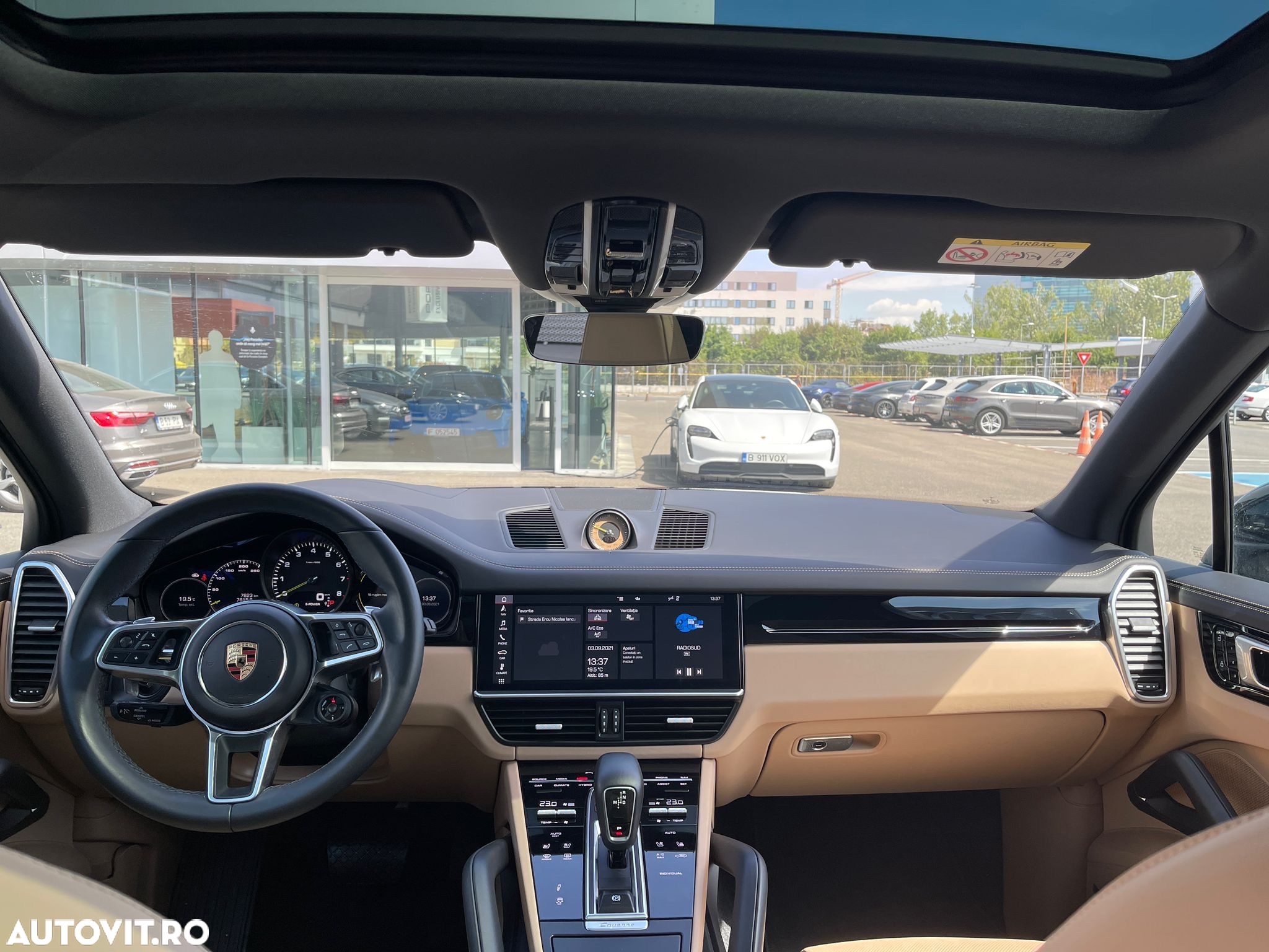 Porsche Cayenne - 10