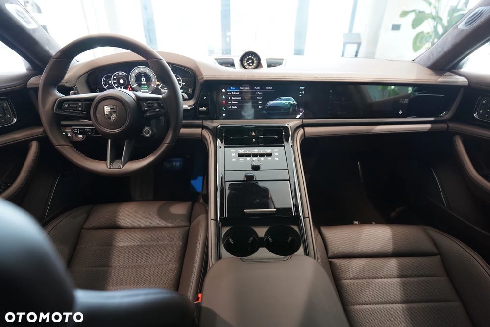 Porsche Panamera Turbo S E-Hybrid PHEV - 12