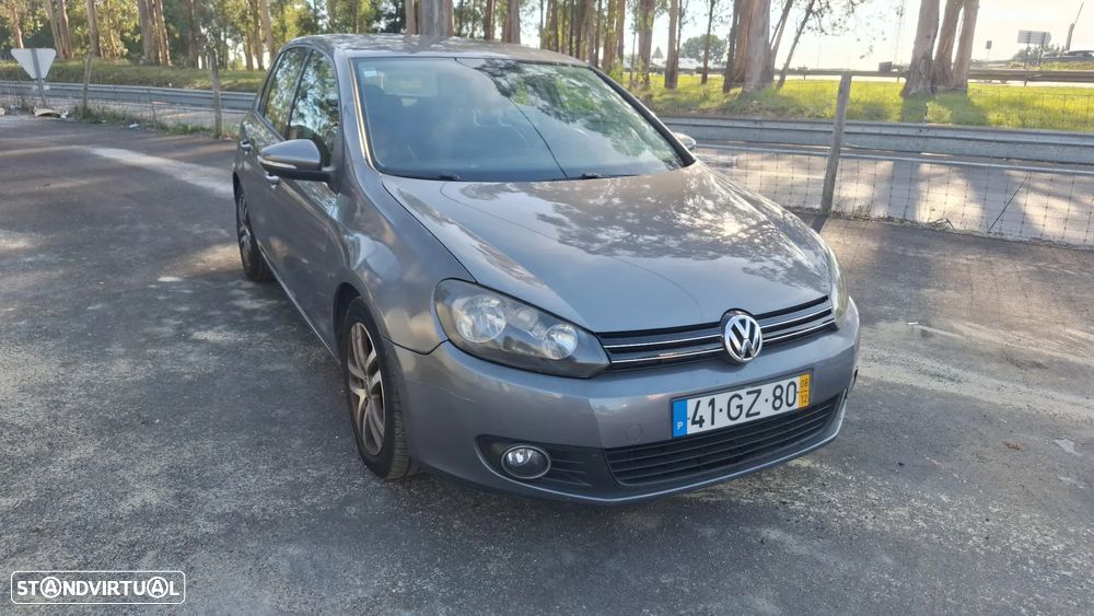 VW Golf 2.0 TDi Confortline - 2