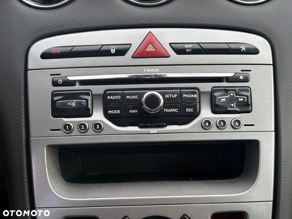 Peugeot 308 1.6 HDi Premium - 14