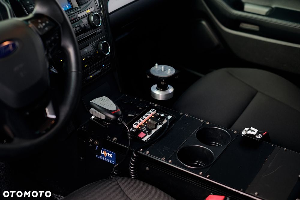 Ford Explorer - 29