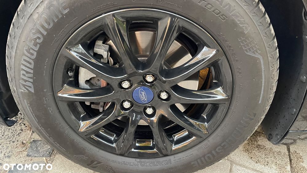 Ford Fusion - 12