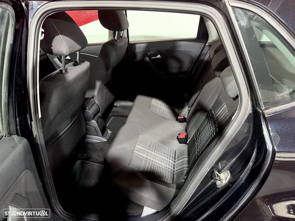 VW Polo 1.4 TDi Lounge DSG - 30