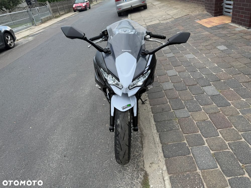 Kawasaki Ninja - 2