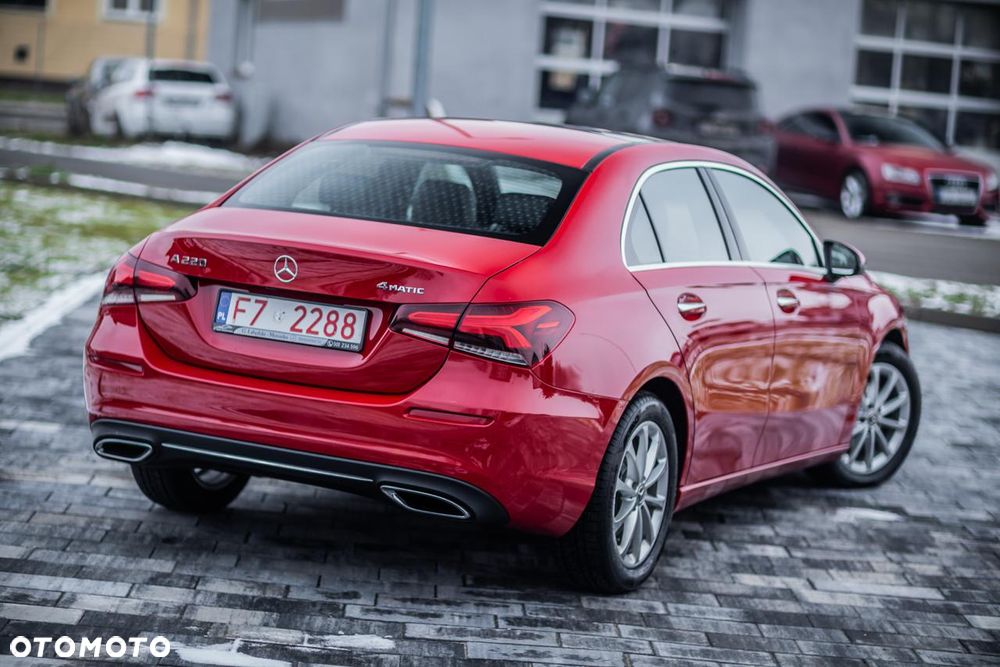 Mercedes-Benz Klasa A 220 4Matic 7G-DCT Style - 3