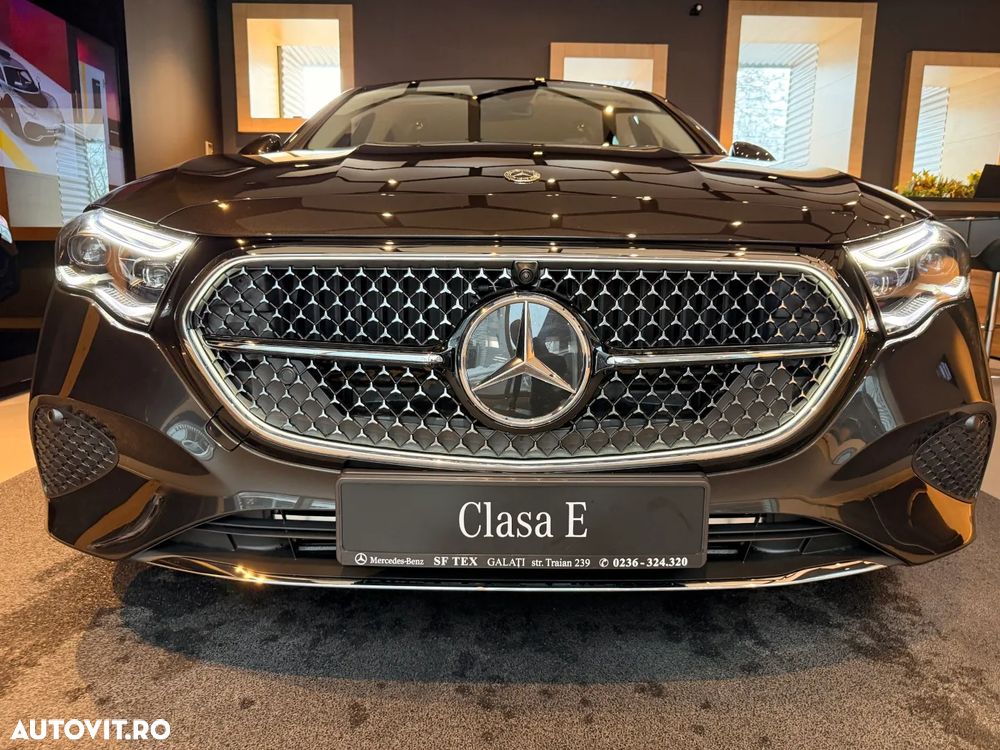 Mercedes-Benz E 220 d 4MATIC MHEV - 32