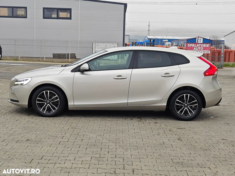 Volvo V40 D2 Geartronic Linje Svart - 19