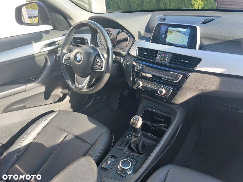 BMW X1 sDrive18i Advantage - 34