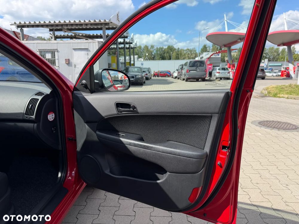 Hyundai i30 1.4 Comfort - 16
