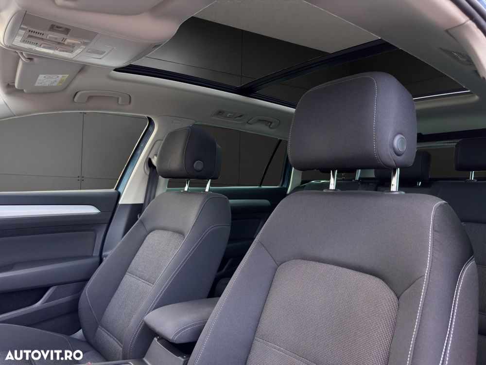 Volkswagen Passat - 8