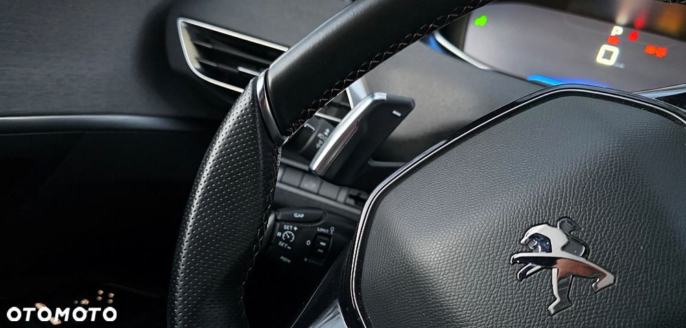 Peugeot 5008 2.0 BlueHDi GT S&S EAT8 - 36