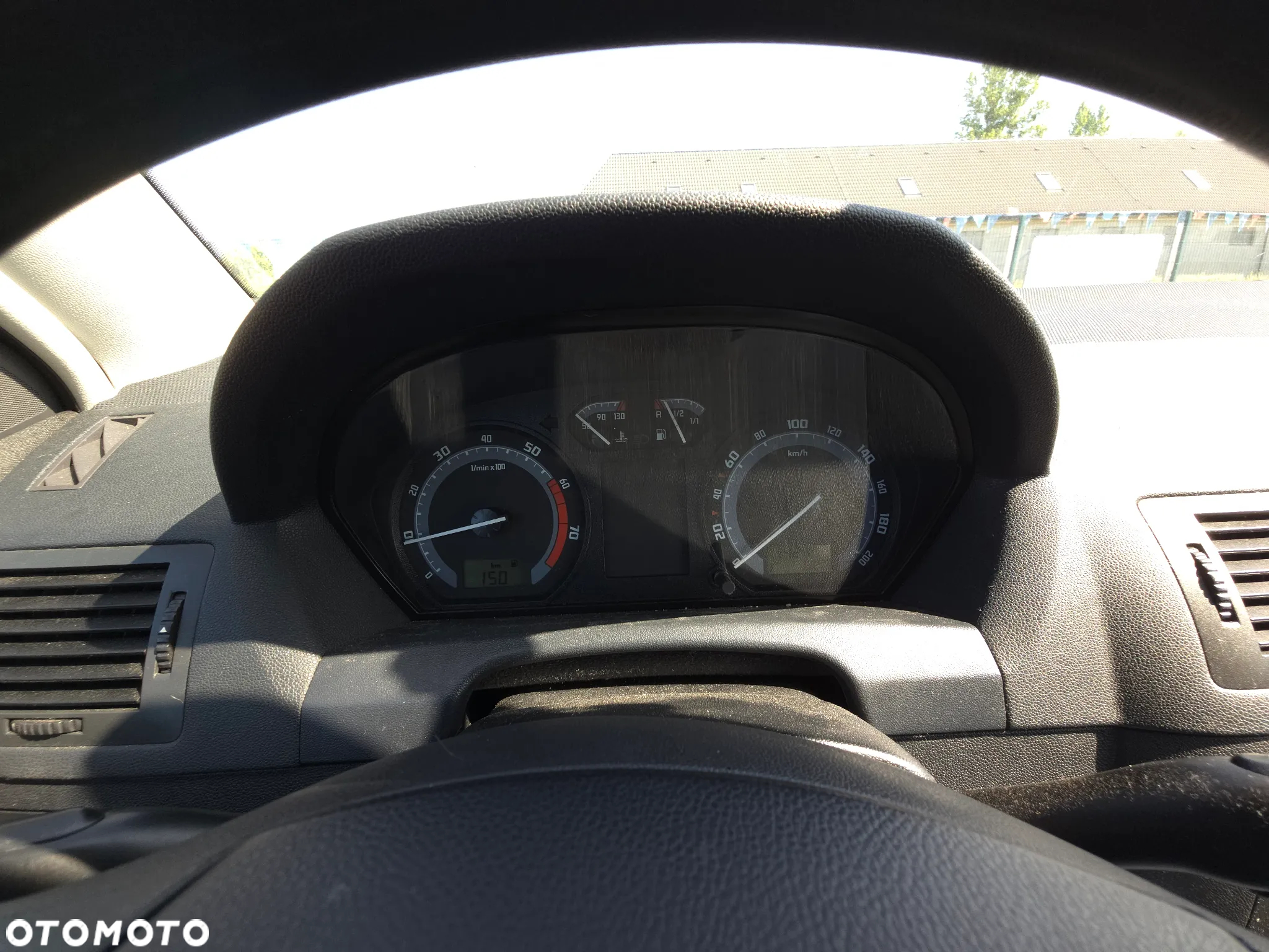 Skoda Fabia 1.2 HTP Ice Classic + - 21