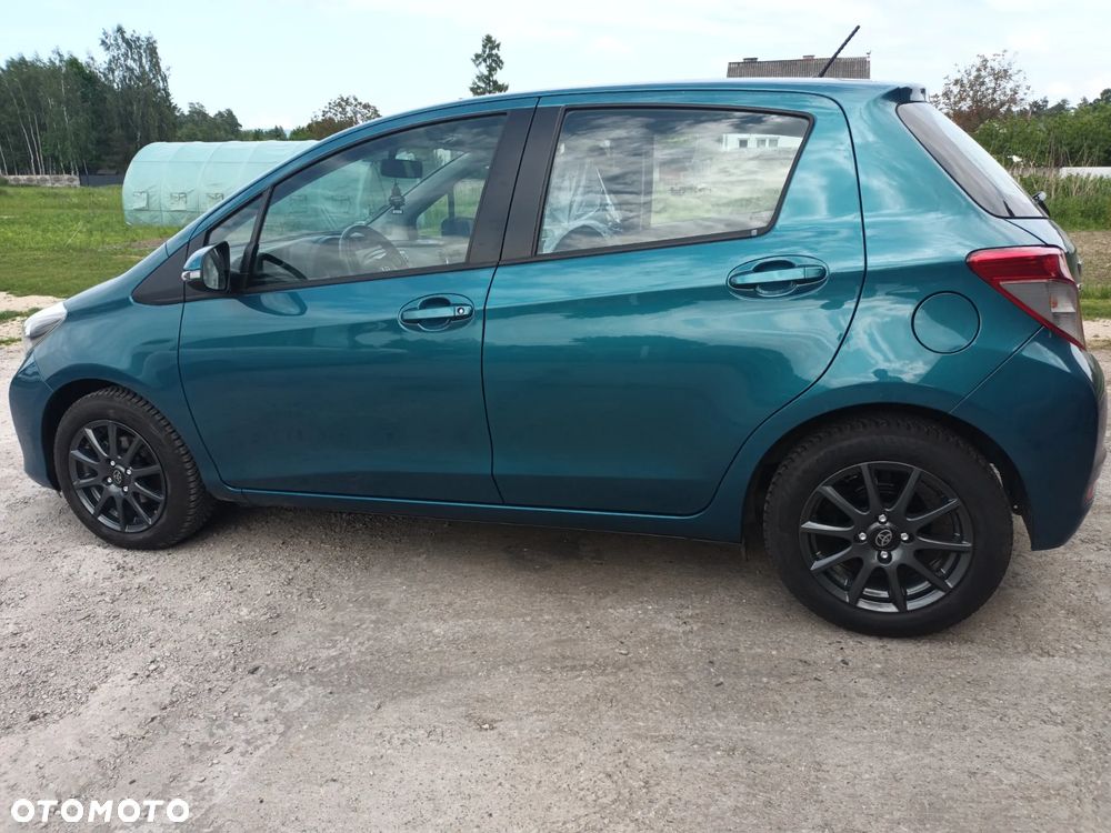 Toyota Yaris 1.33 VVT-i Executive - 8