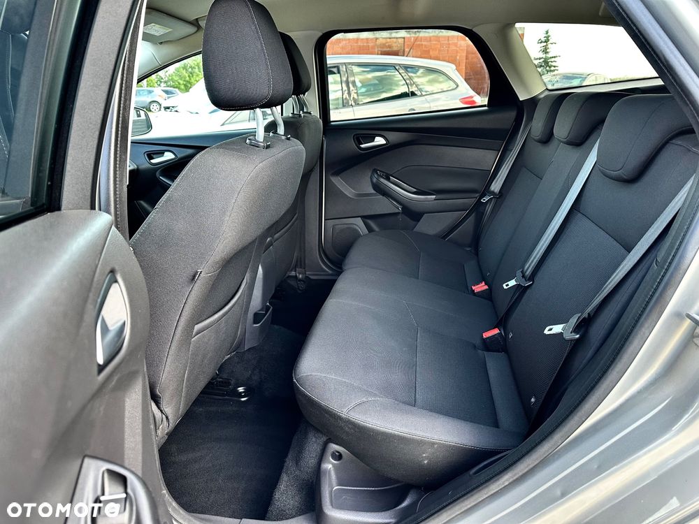 Ford Focus 1.0 EcoBoost Start-Stopp-System TITANIUM STYLE - 9