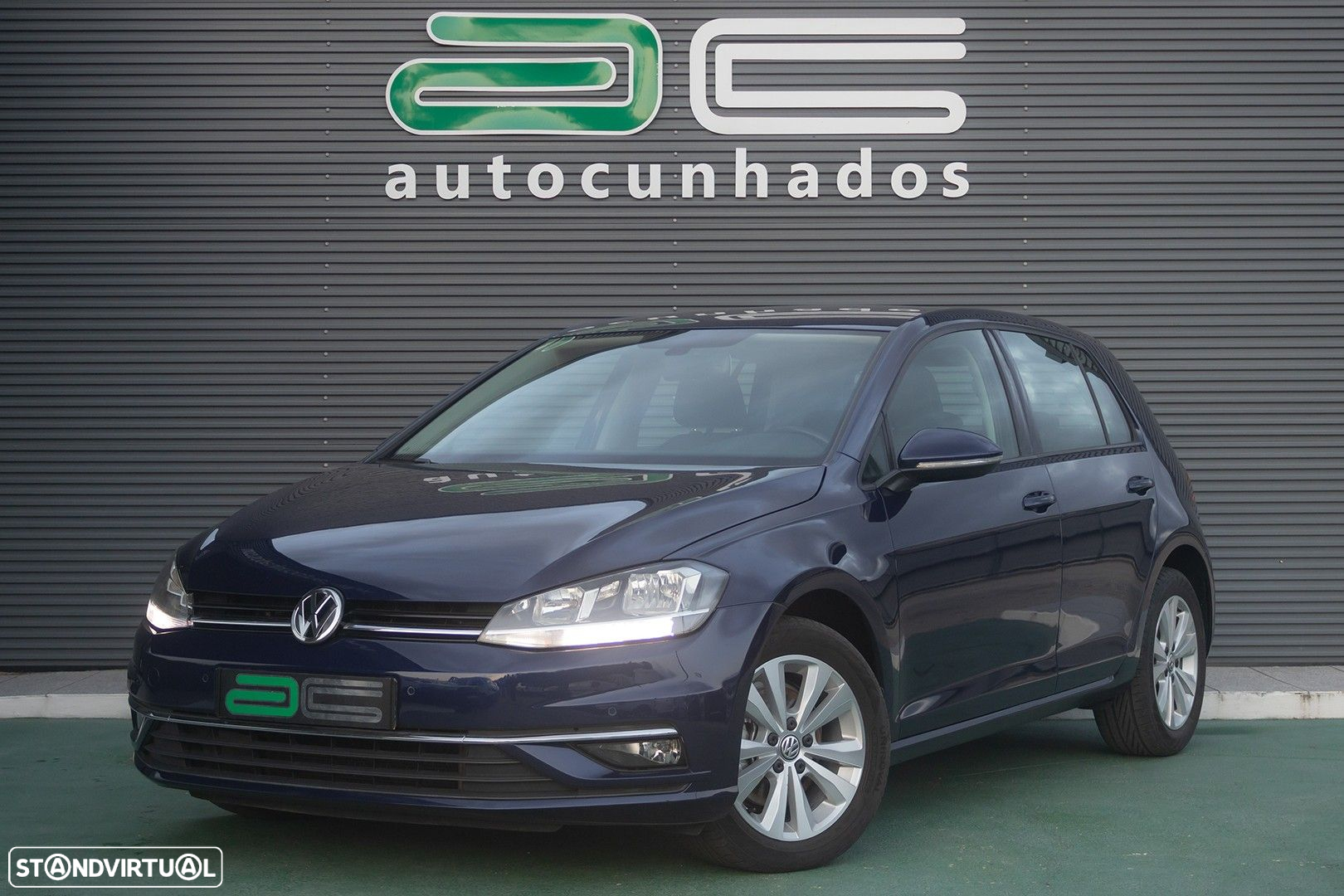 VW Golf 1.6 TDI Highline - 3