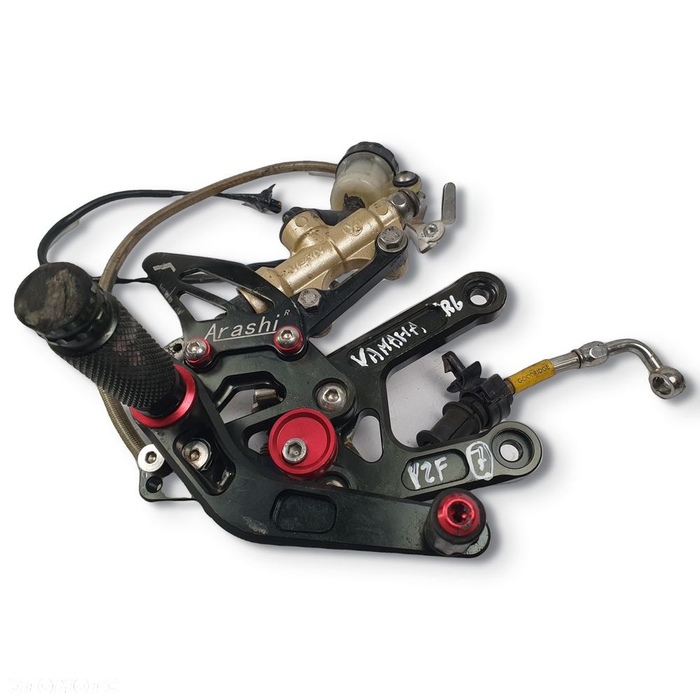 POMPKA HAMULCOWA SET PODNÓŻEK TYŁ Yamaha YZF-R6 R6 RJ11 dźwignia arashi - 1