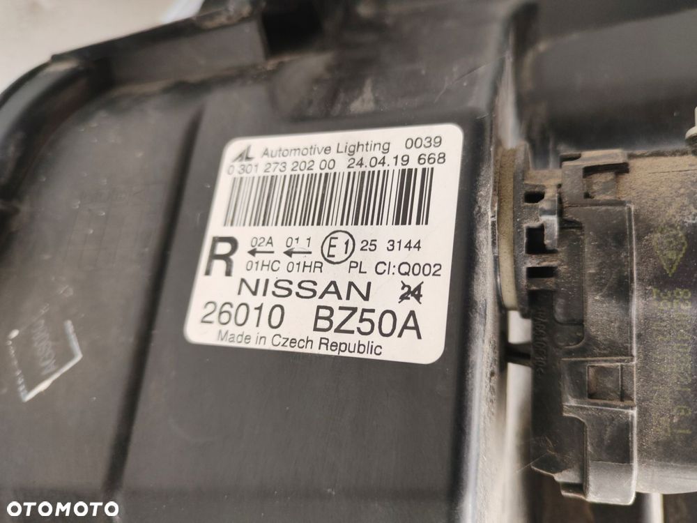 nissan nv400 lampa zw prawy przód 26010bz50a - 9