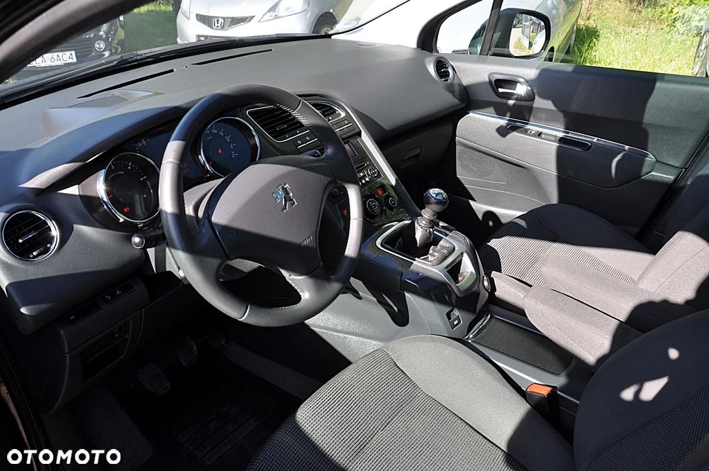 Peugeot 5008 2.0 HDi Family - 15