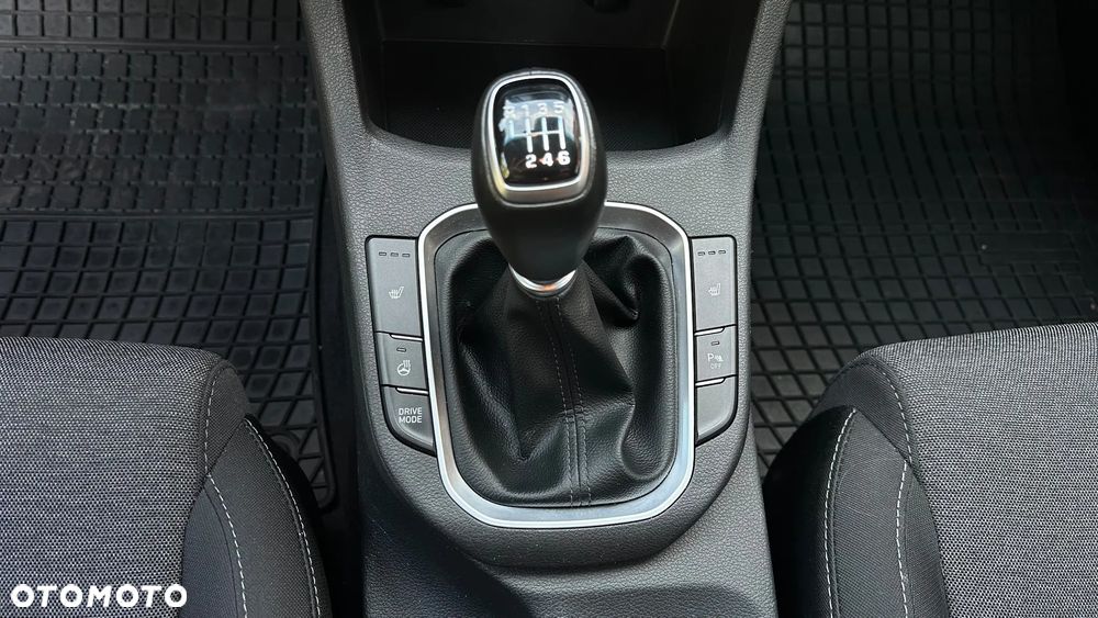 Hyundai i30 1.5 T-GDI 48V Executive - 13