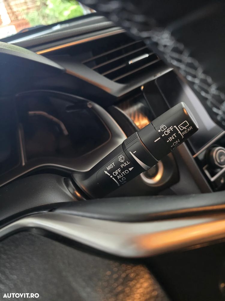 Honda Civic 1.5 VTEC Turbo Sport - 15