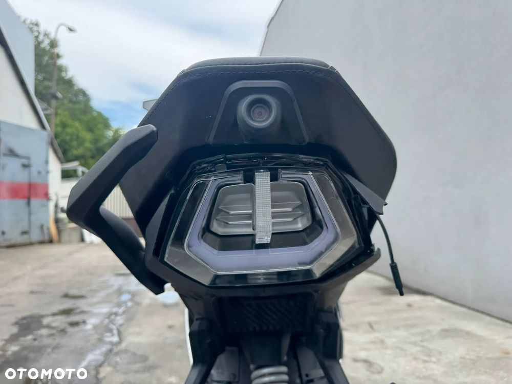 Niu NQI - 20