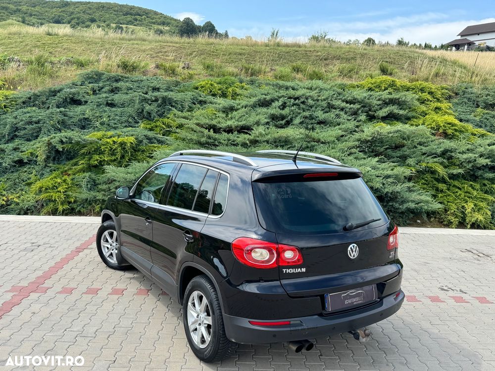 Volkswagen Tiguan - 16