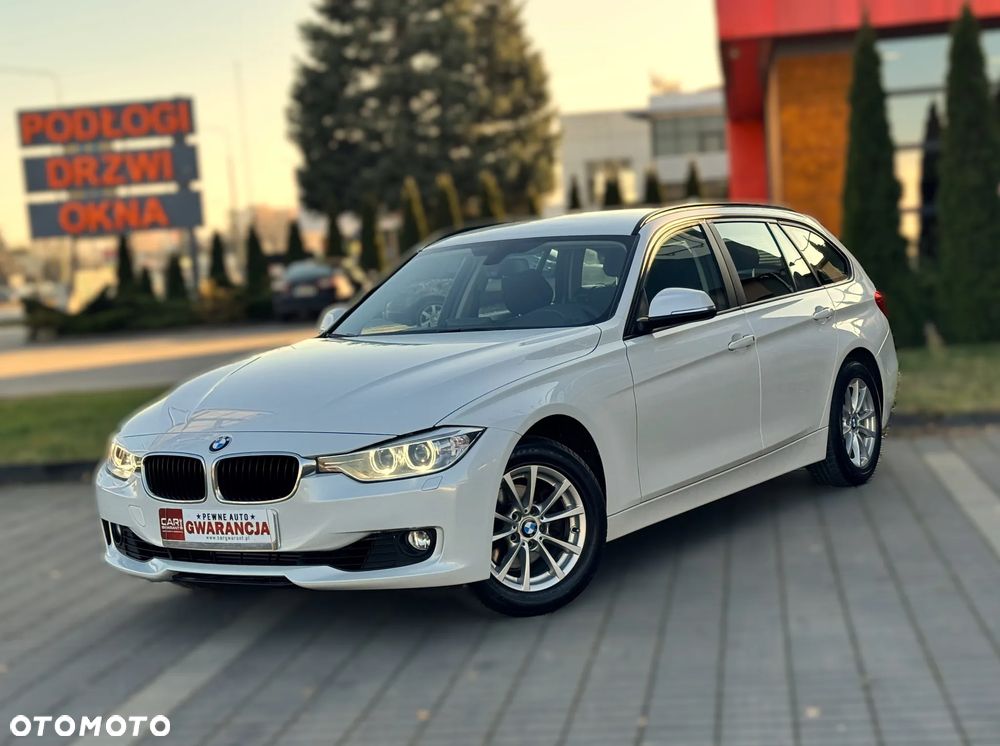 BMW Seria 3 320i Touring xDrive - 5