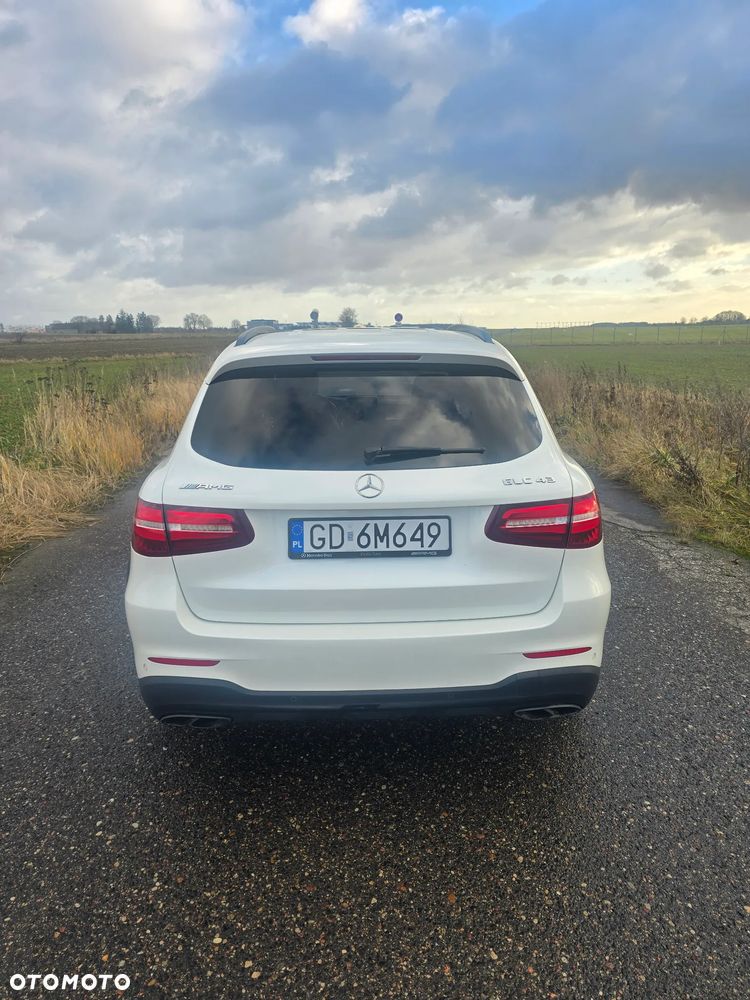 Mercedes-Benz GLC - 7