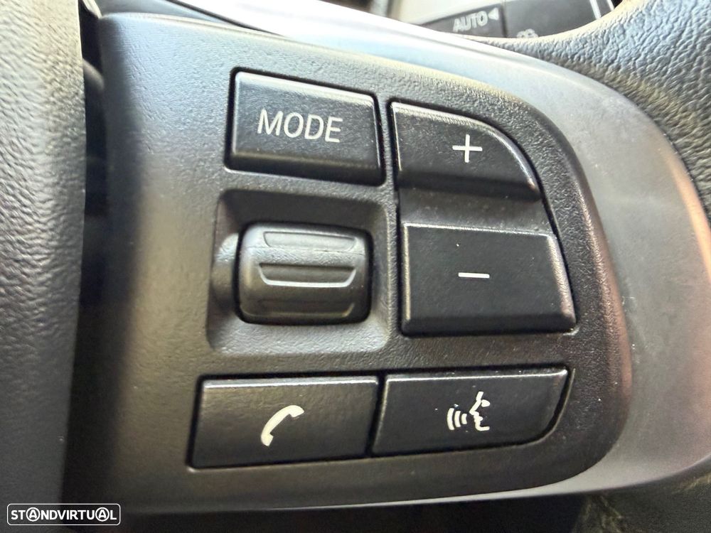 BMW 218 Active Tourer d Advantage - 26