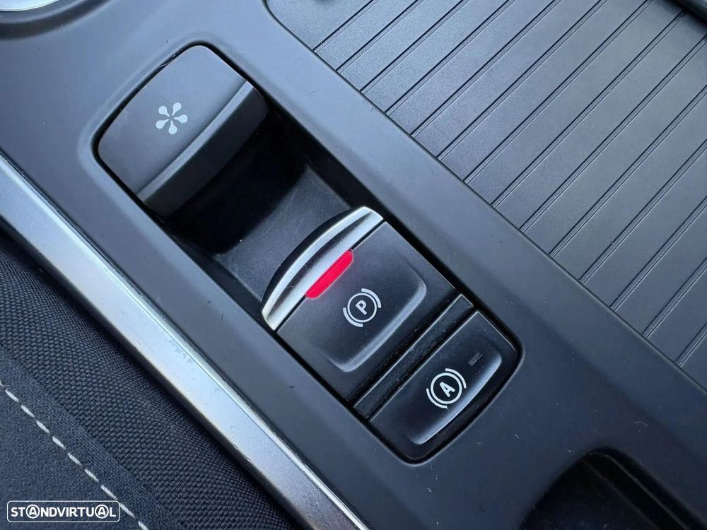 Renault Mégane 1.6 Plug-In R.S. Line - 52