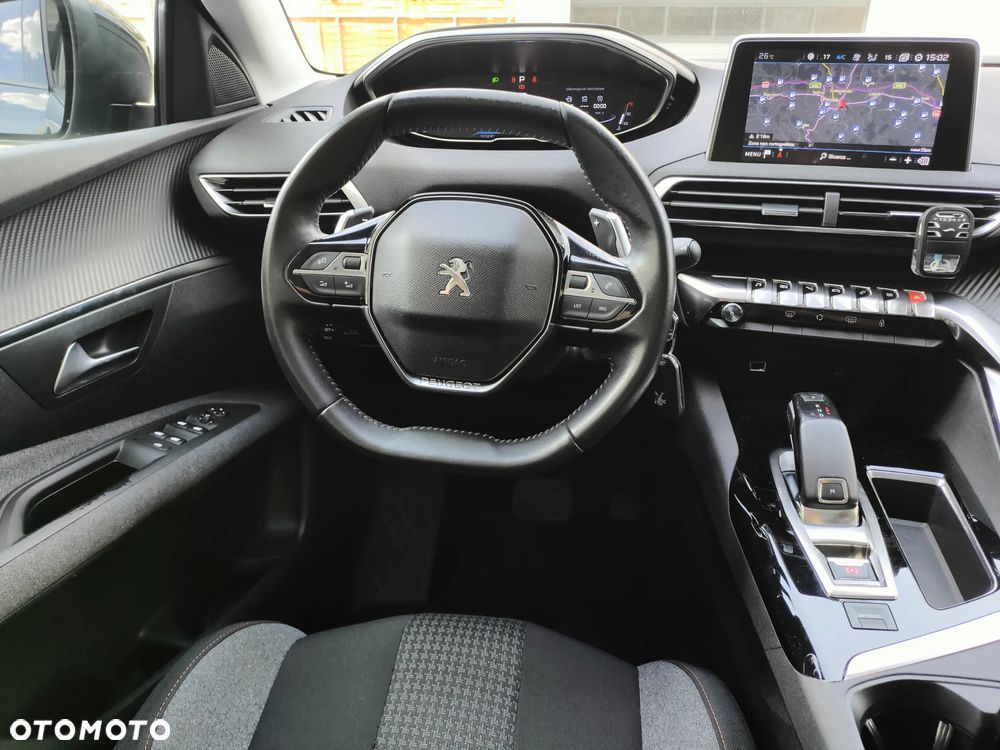 Peugeot 3008 1.5 BlueHDi Active S&S EAT8 - 23