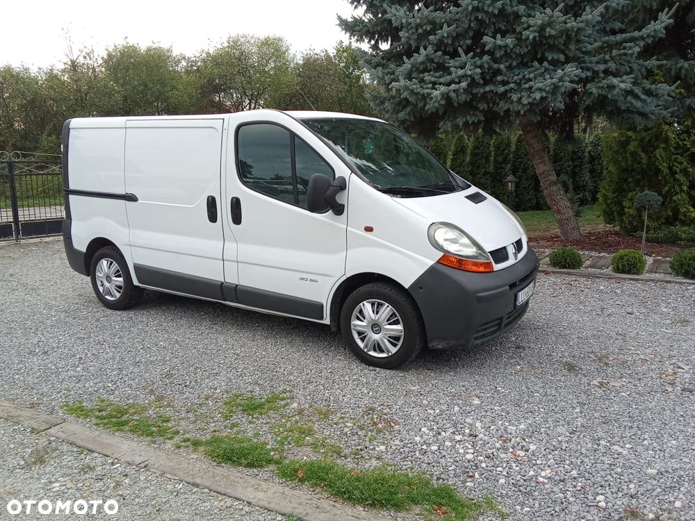 Renault Trafic - 2