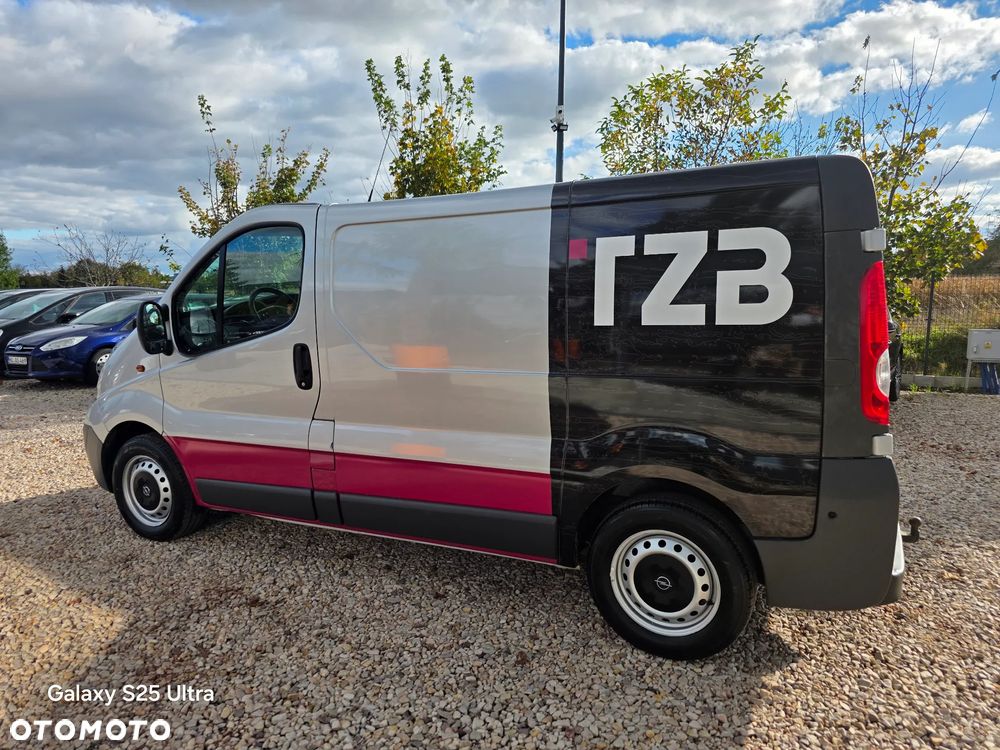 Opel Vivaro - 17