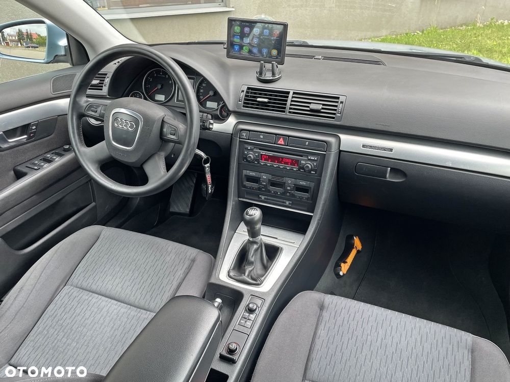 Audi A4 ver-1-8-t-quattro - 14