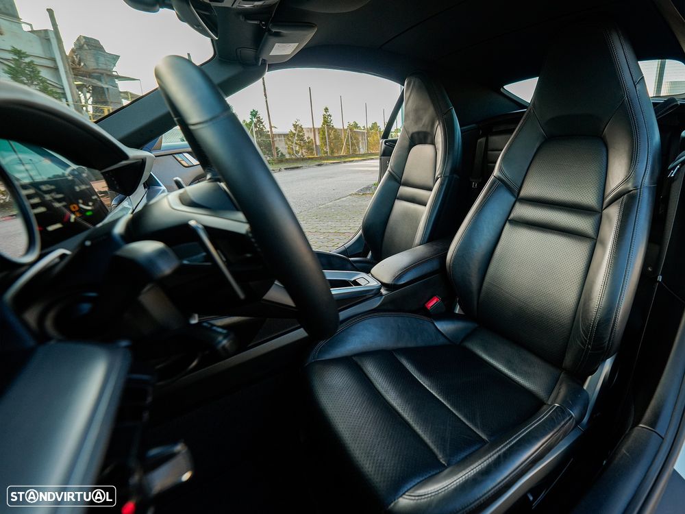 Porsche 911 (992) Carrera 4S Cabriolet PDK - 14