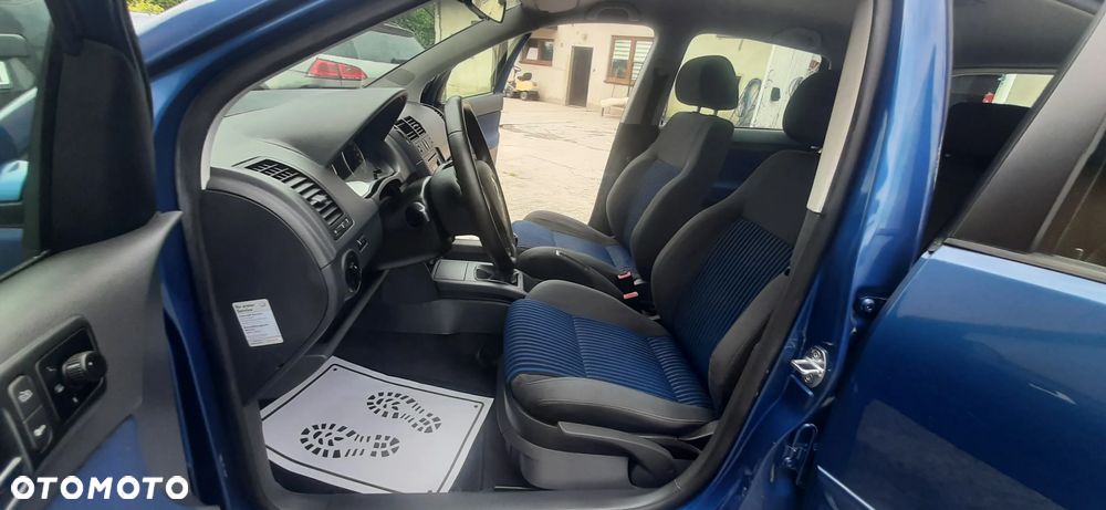Volkswagen Polo - 34